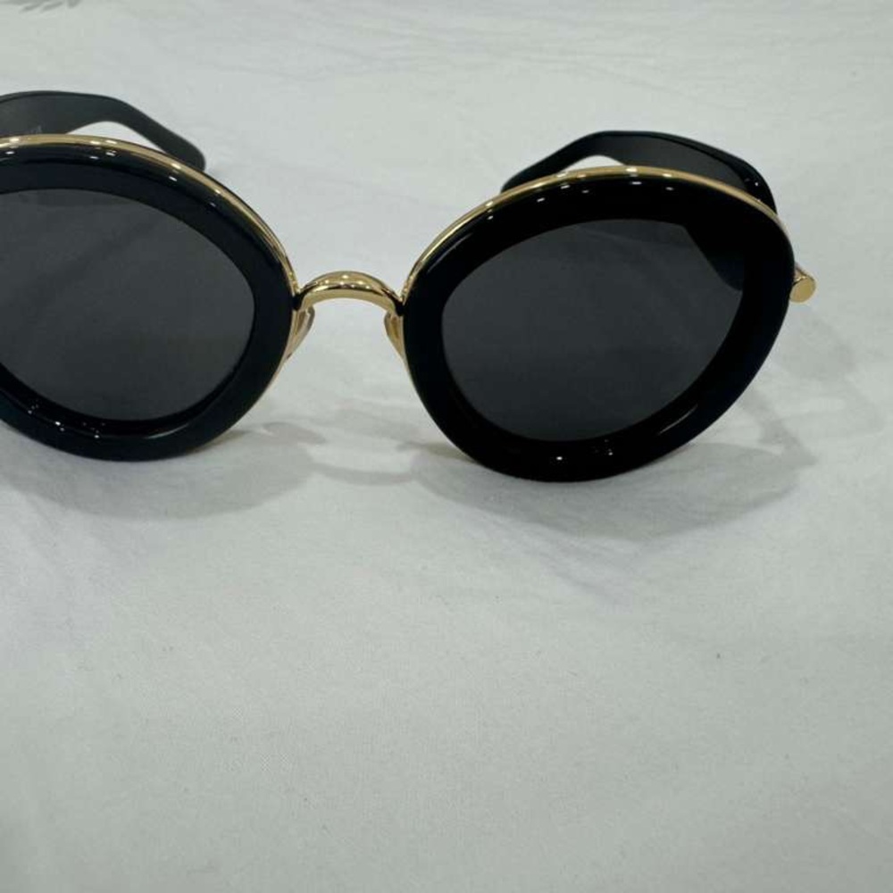 NWOT Loewe Black and Gold Round Sunglasses - Picture 3 of 5